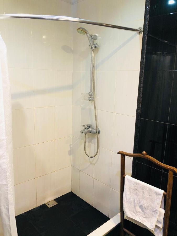 Sev Group Hostel Yerevan Bagian luar foto