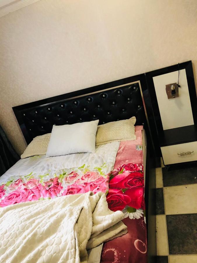 Sev Group Hostel Yerevan Bagian luar foto